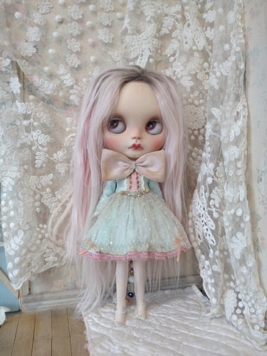 Twinkle in her eyes - A Dress for Blythe