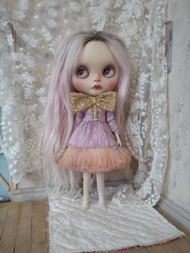 Low Sun - A dress for Blythe